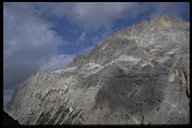 Westwände des Elfers mit Alpiniweg bis zur Elferscharte; von Zsigmondyhütte aus
