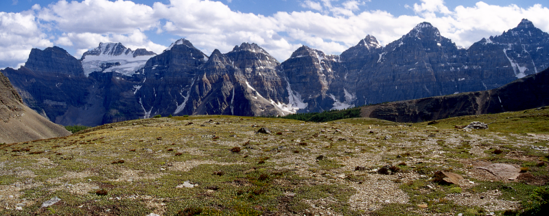 Valley of the Ten Peaks, Blick von den Minnestimma Lakes unterhalb des Mt. Temple (3543m), Lake Louise, Banff National Park, Canada, 2005