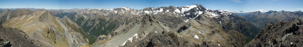 Gipfelblick vom Avalanche Peak (1833m) auf Mt. Rolleston (2450m) und Arthurs Pass, Januar 2008