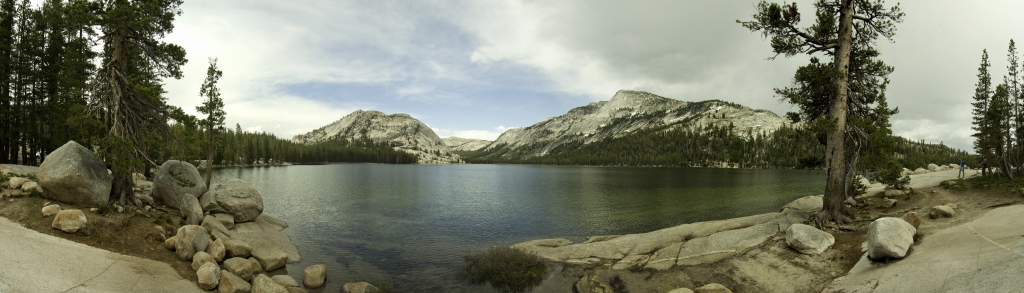 Panorama vom Südufer des Tenaya Lakes an der Tioga Road, Yosemite NP, California