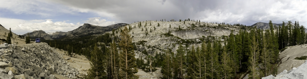 Panorama über Panorama vom Olmstead Point an der Tioga Road kurz nach dem Tenaya Lake, Yosemite NP, California