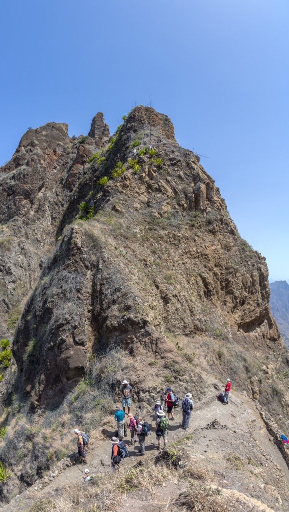 Vertikalpanorama am Schartenübergang von Caibros nach Cha de Igreja, Kapverden, März 2016.