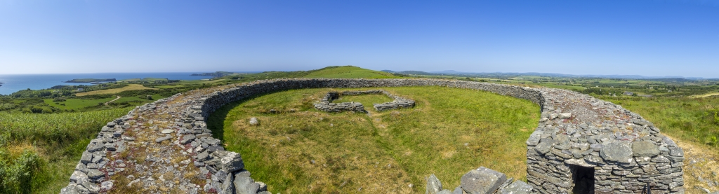 Cnoc Droma - 1200 Jahre altes Knockdrum Stone Fort, Irland, Juni 2023.