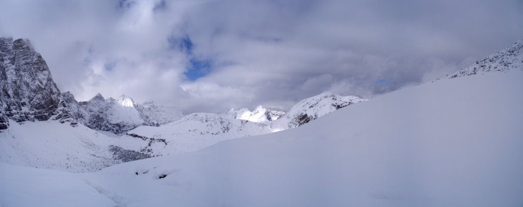 Früher Wintereinbruch im Karwendel: Laliderer Wände und Falkenhütte vom Hohljoch aus, Karwendel, Oktober 2008