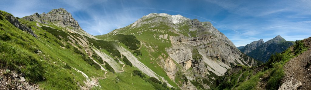 Aufstieg auf das Gamsjoch (2452m) durch das Gumpenkar und Gumpenjöchl (1971m), August 2008