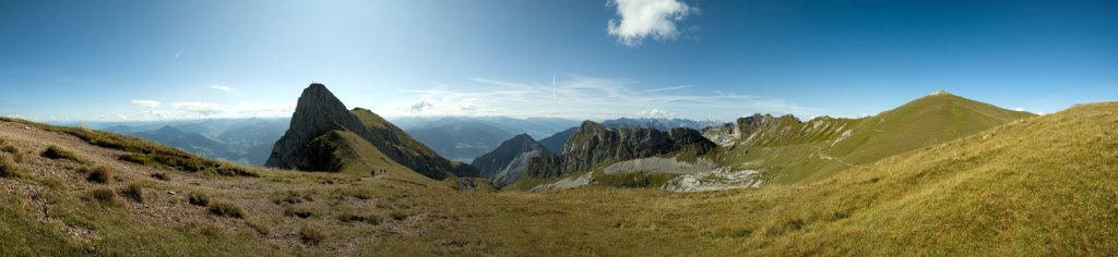 Panorama am Übergang von der Rofanspitze (2259m) zum Sagzahn (2228m), Rofangebirge