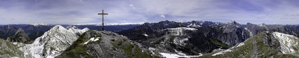 360-Grad-Panorama vom Gipfel der Rappenspitze (2223m), Karwendelgebirge, Mai 2011.