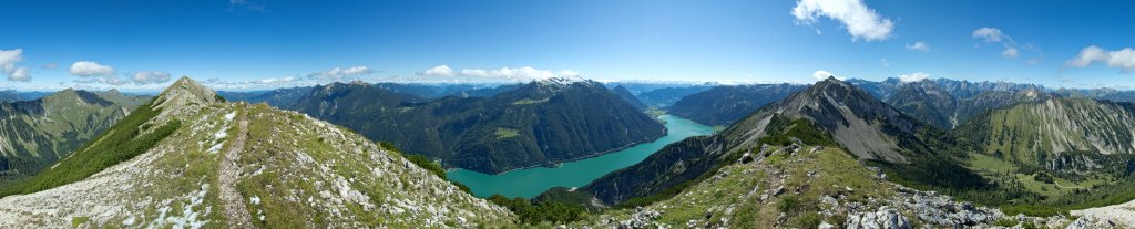 360-Grad-Panorama am Verbindungsgrat zwischen Seekar-Spitze (2053m) und Seeberg-Spitze (2085m), Karwendelgebirge, Österreich, August 2011