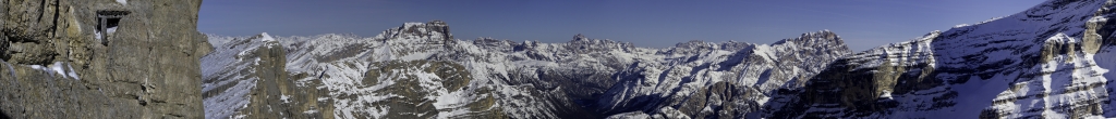 Blick vom Monte Castello auf Grossglockner, Hohe Gaisl und Sextener Dolomiten, Fanes, Dolomiten, Januar 2011.