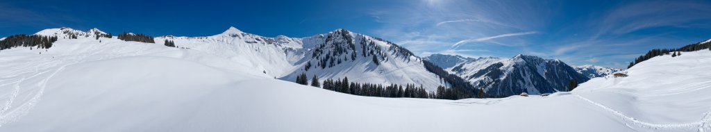 360-Grad-Panorama mit Gebra, Weißkopfkogel, Bischof und Sonnspizte von oberhalb der Hochwildalmhütte, Östliche Kitzbüheler Alpen, Österreich, März 2012