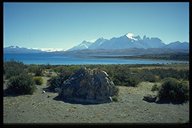 Der erste freie Blick auf das Torres del Paine Massiv über den Lago Sarmiento de Gamboa