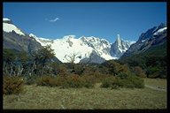 Am Eingang zum nördlichen Teil des Los Glaciares Nationalpark werden wir vom Cerro Torre begrüßt