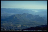 Umland des Villarica; der Llaima verschwindet schon am frühen Vormittag im Dunst