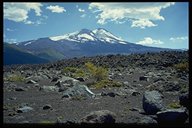 Mehr als 15km lange schwarze Lavafelder am Llaima vom letzten Ausbruch 1954