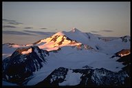 Erste Sonnenstrahlen auf der Wildspitze