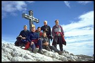 Das Team am Gipfel der Obernbacherspitze; v.l.n.r.: Frank, Thomas, Joachim, Yvonne, Kerstin, Elchi und Jörg