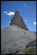 Der Toblinger Knoten oberhalb der Drei-Zinnen-Hütte